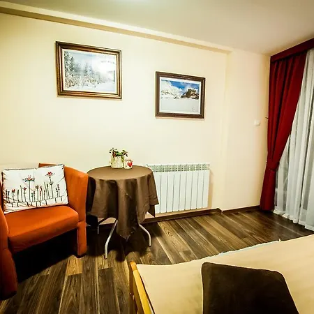 Giencyno Koncina Homestay