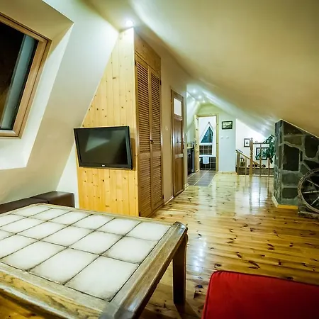 Giencyno Koncina Homestay Poronin