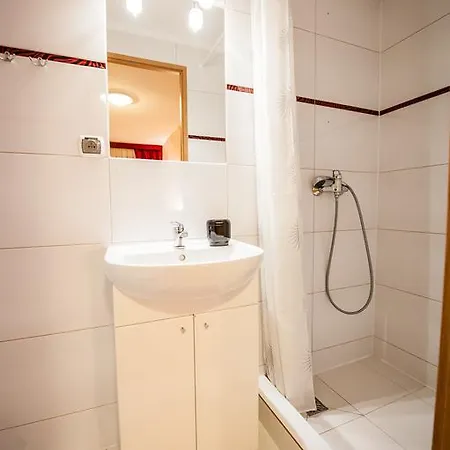 Giencyno Koncina Homestay Poronin
