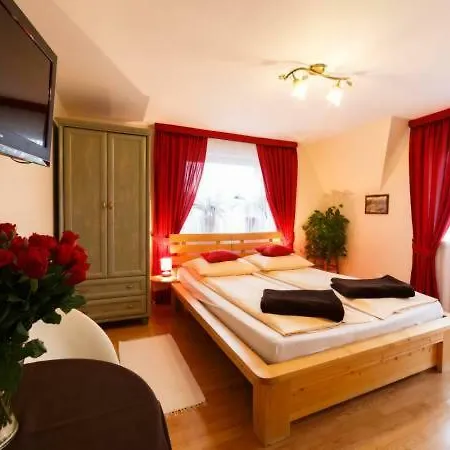 Giencyno Koncina Homestay